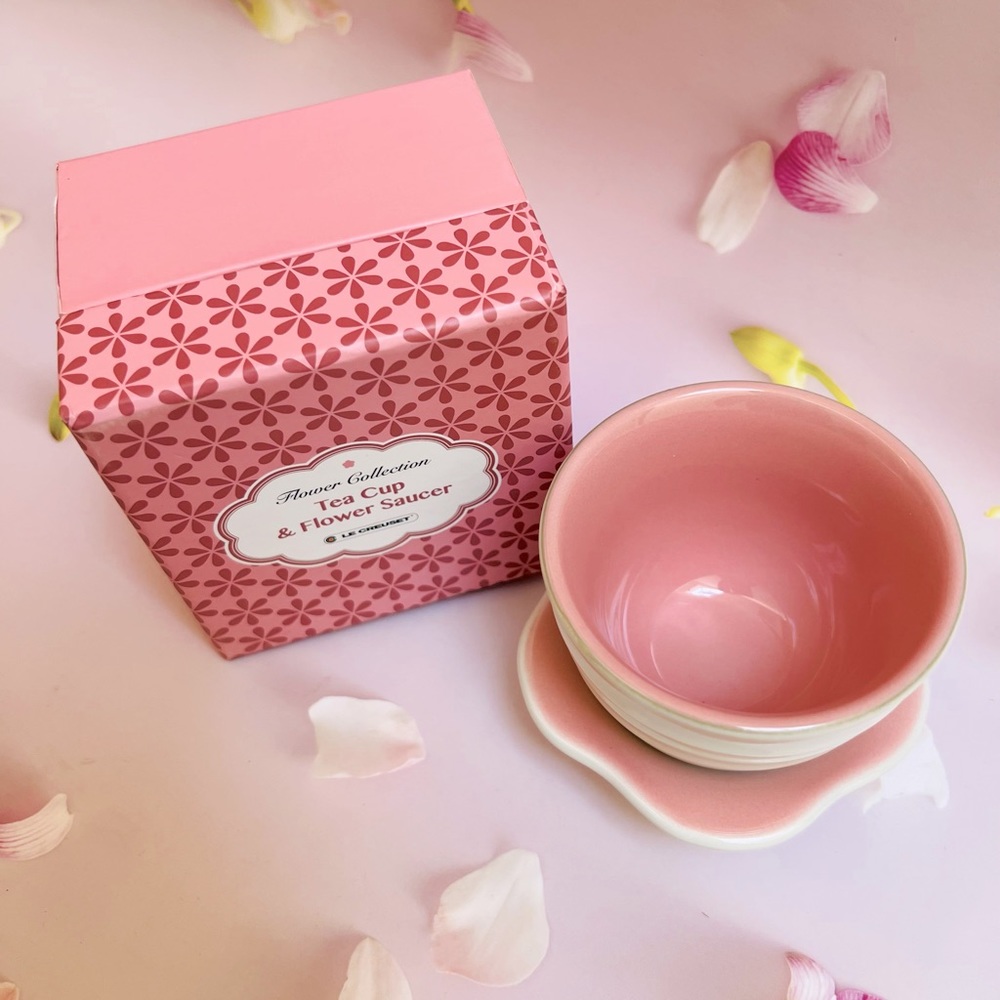 Le Creuset Tea Cup With Flower Saucer(reserve for seashelly)